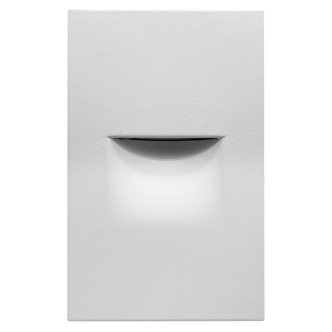 Step Light - Vertical: ARCY-Line 5-CCT Selectable 3W - White