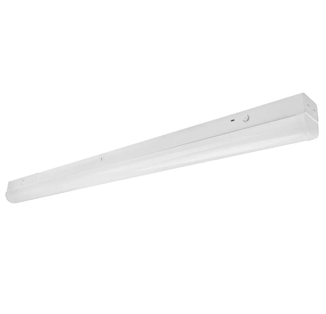 Envision LED 8 FT Round Strip: 4-CCT & 3-Power Selectable 100W/85W/70W - White