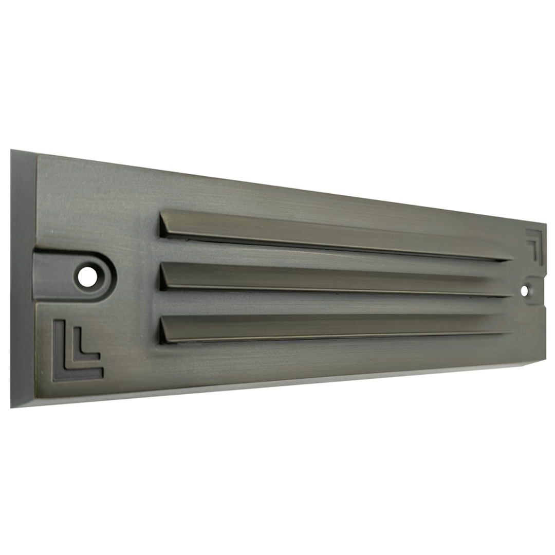 EnvisionSCAPE Surface Mount Step Light - 9inch Width - Louver