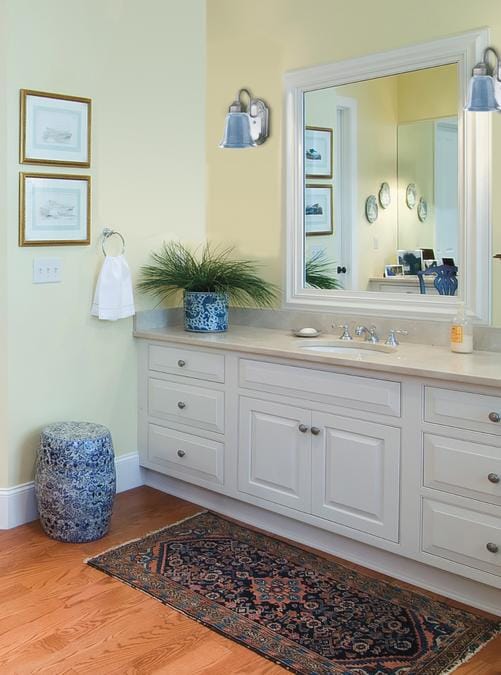 Westinghouse 2-1/4-Inch Clear Seeded Glass Bell