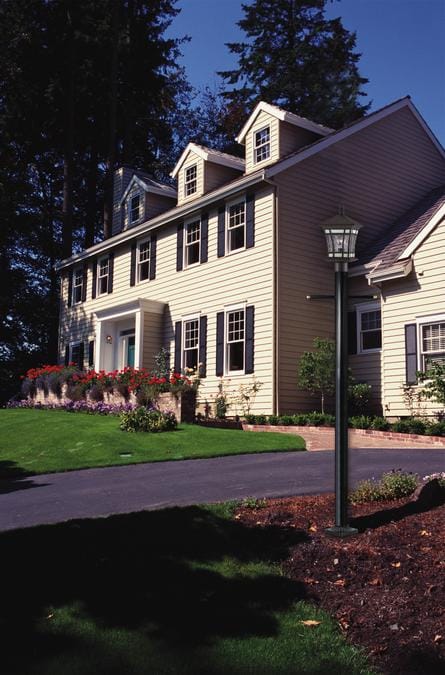 Westinghouse Westinghouse - Fixture Post - Black