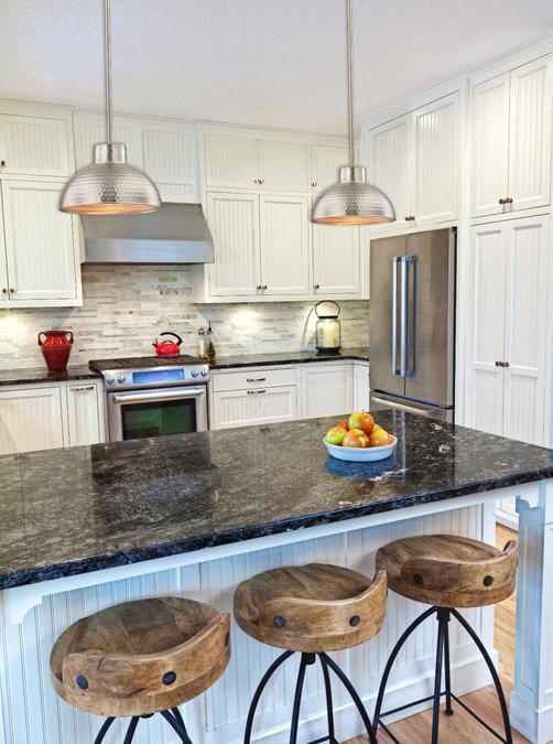 Westinghouse Westinghouse - Malte One-Light, Base E26 Medium - Hammered Brushed Nickel