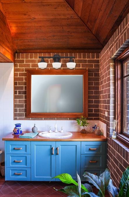 Westinghouse Westinghouse - Schrolar, Three Light, Base E26 Medium - Oil Rubbed Bronze